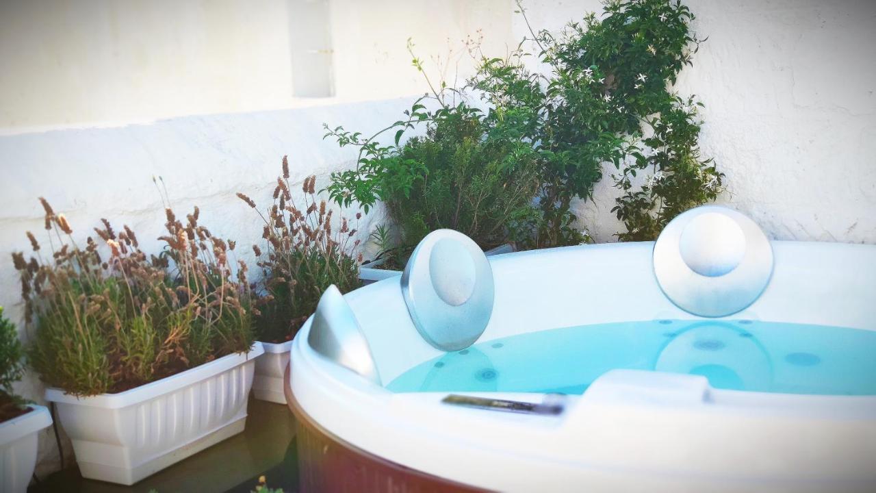 Amalfi Pool Suite - Puglia Mia Apartments Monopoli Exterior photo